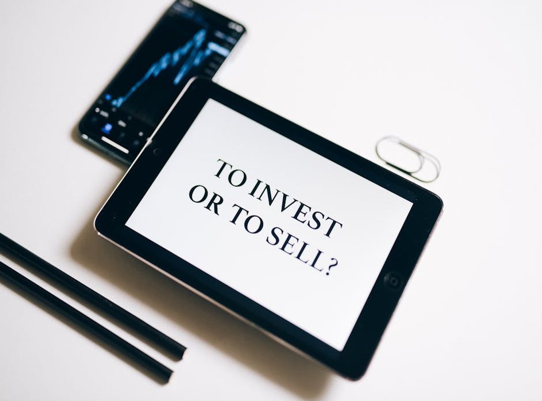 investment strategies riding economic